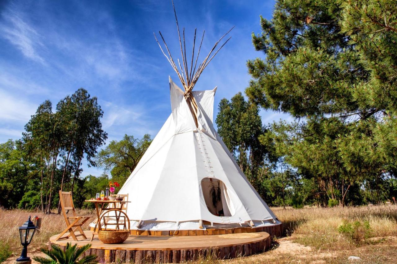 Goodmuda Tipi'S Hotel Grândola Exterior foto